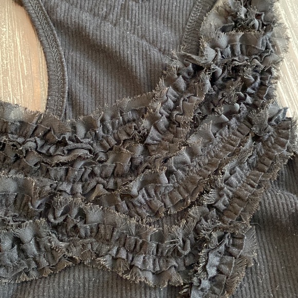 Poof ladies sleeveless tank top in black. Size Large on the tag. - Picture 6 of 8